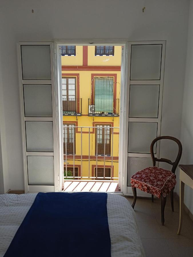 Apartamento casco antiguo exterior único en segunda planta en un edificio de de dos plantas Sevilla Exterior foto