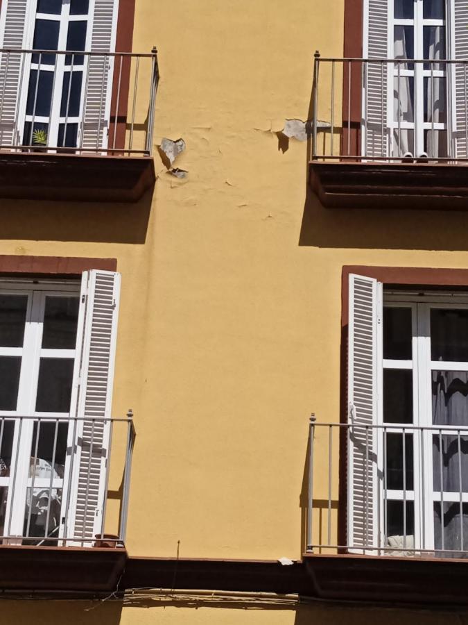 Apartamento Apartamento casco antiguo exterior único en segunda planta en un edificio de de dos plantas Sevilla Exterior foto